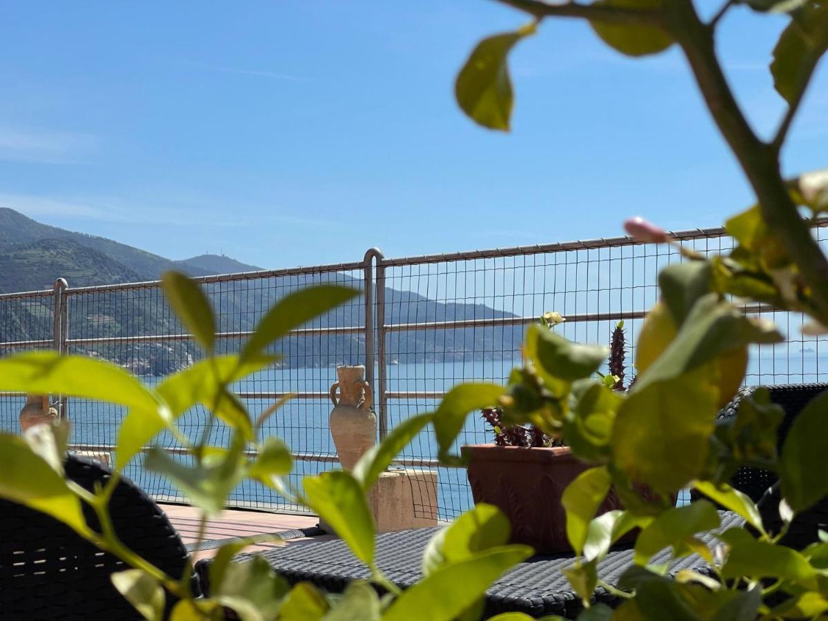 La Casa Sul Mare - Monterosso - Cinque Terre Hotel Monterosso al Mare Luaran gambar